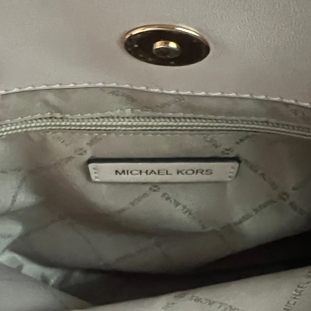 Michael Kors Women's Light Gray Satchel - Picture 5 of 13